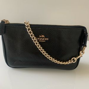 Coach mini bag w gold chain